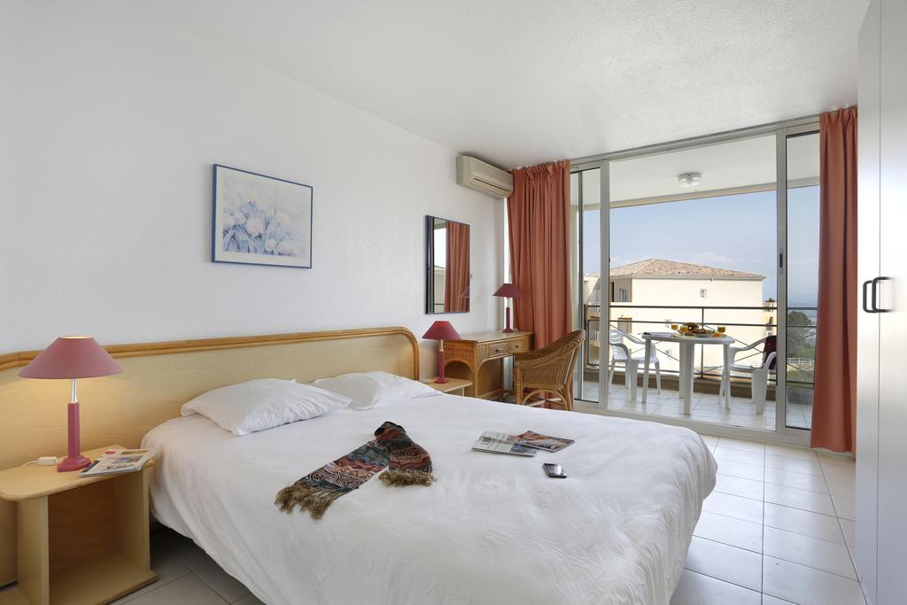 Aparthotel Adonis Theoule Horizon Bleu Esterno foto