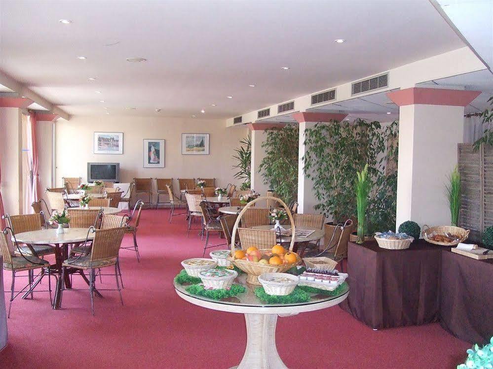 Aparthotel Adonis Theoule Horizon Bleu Esterno foto