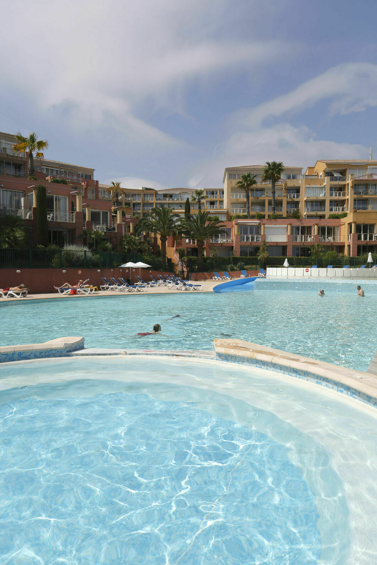Aparthotel Adonis Theoule Horizon Bleu Esterno foto